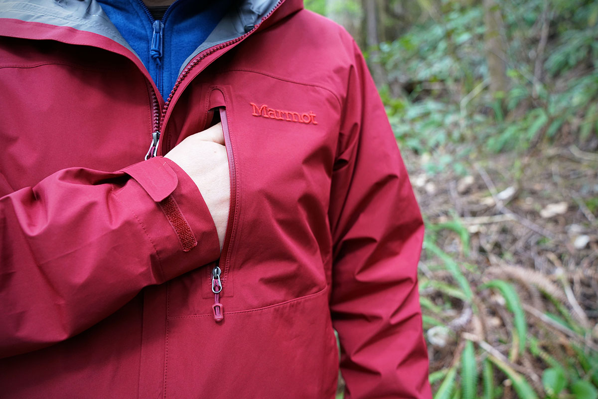 Marmot Minimalist Rain Jacket Review | Switchback Travel